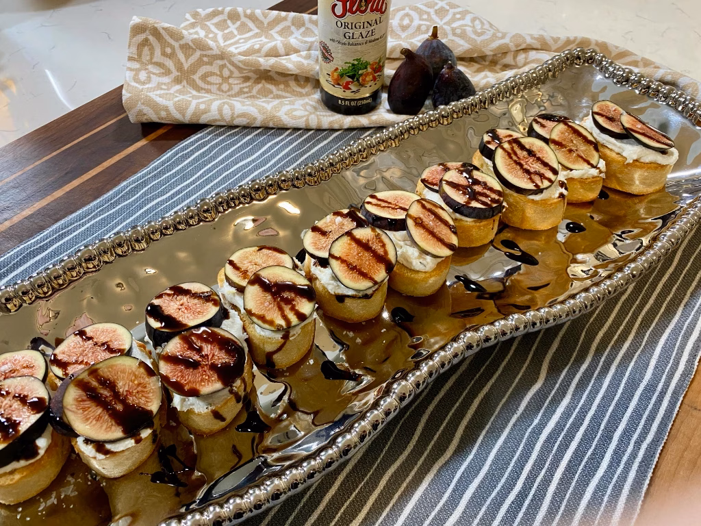 Goat Cheese and Fig Crostini Web Image